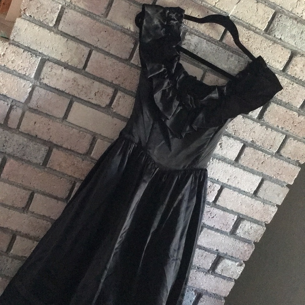 Vintage Gunne Sax prom dress.